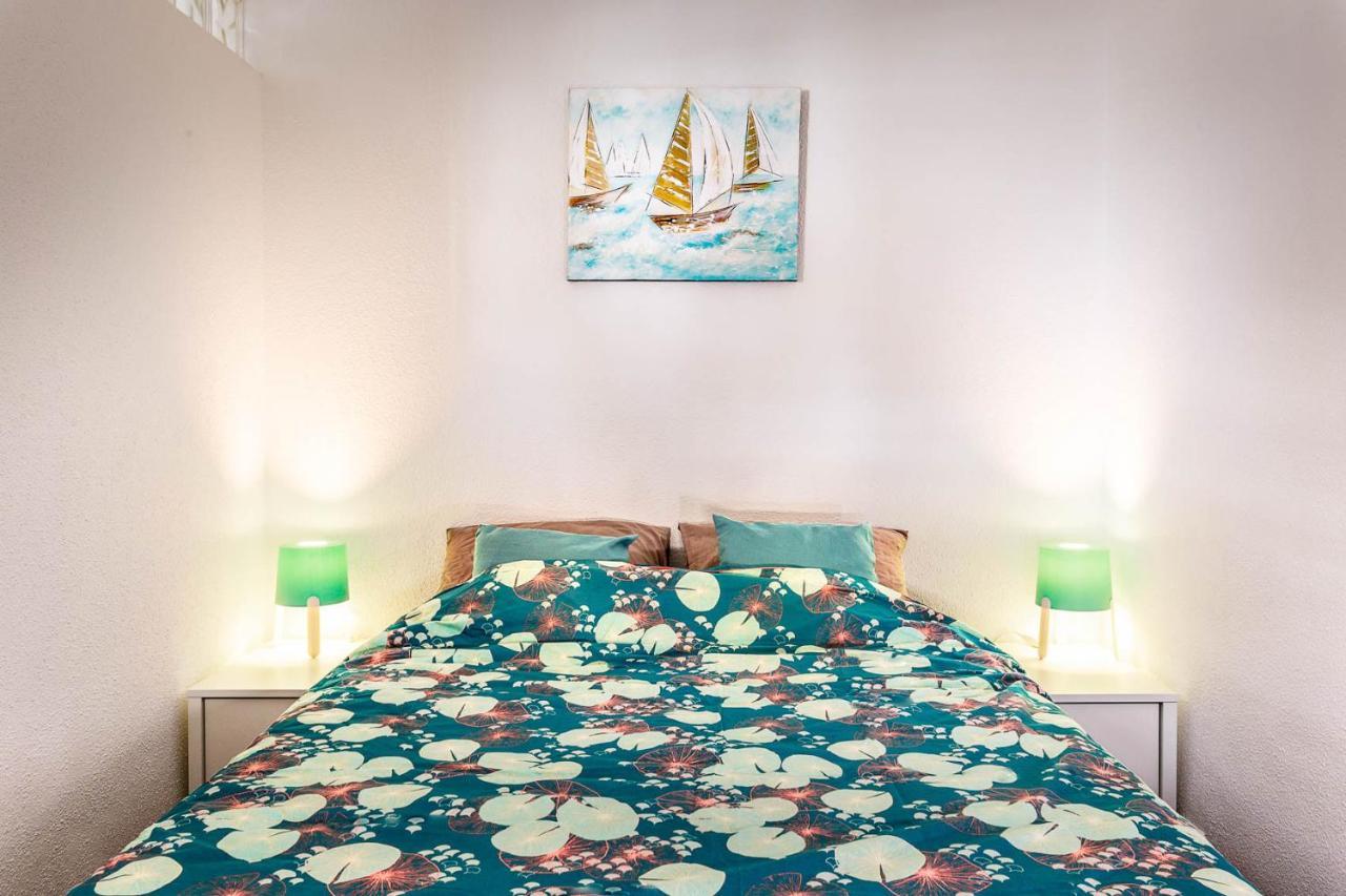 Marina Real 2434 Apartment Манилва Екстериор снимка